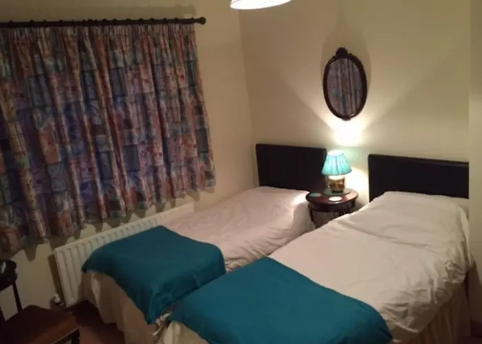 Primrose Cottage, Bushmills - Cosy Self Catering Property